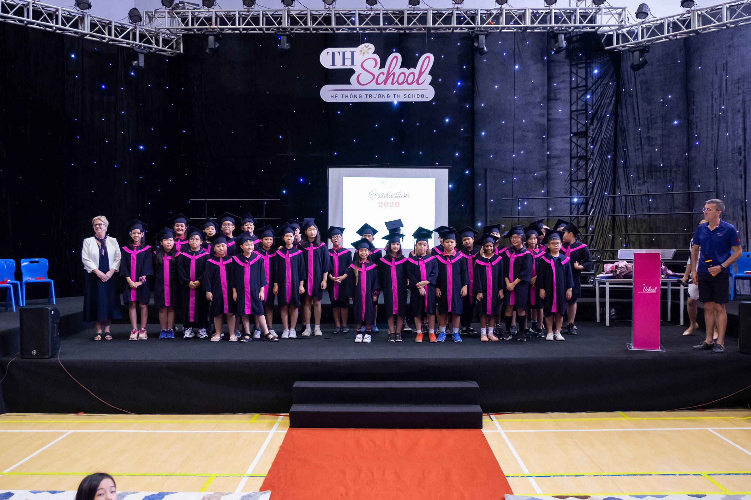 G5 Graduation-153.PNG