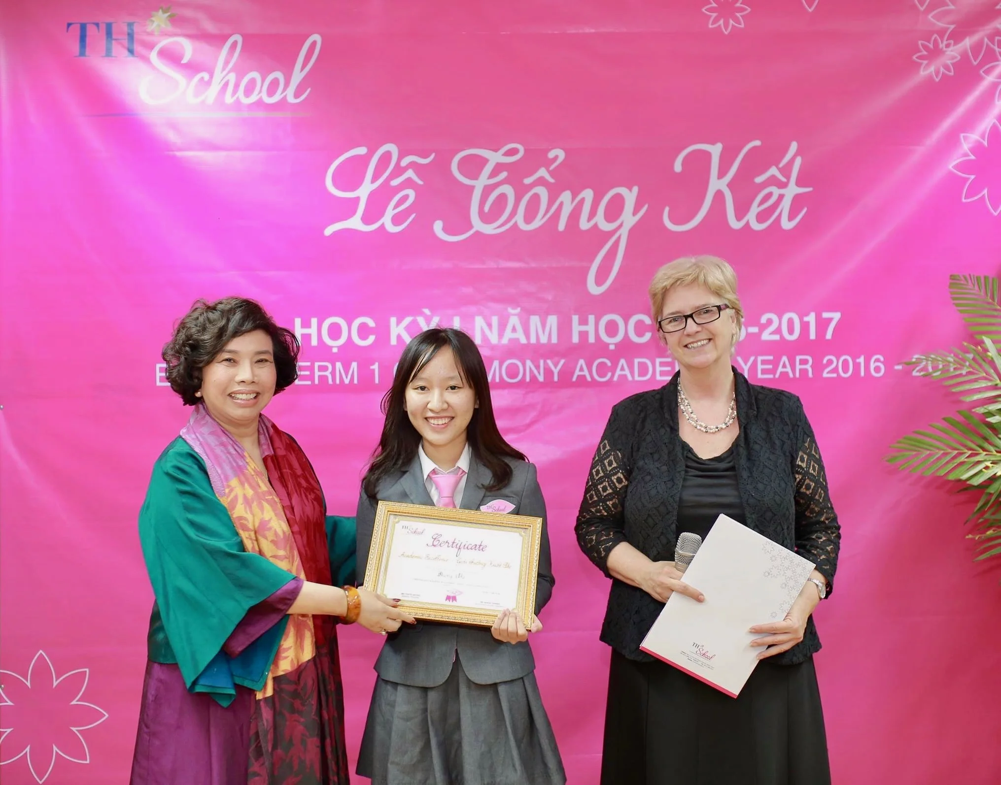 Christmas Party 16 Madam Yvette.jpg