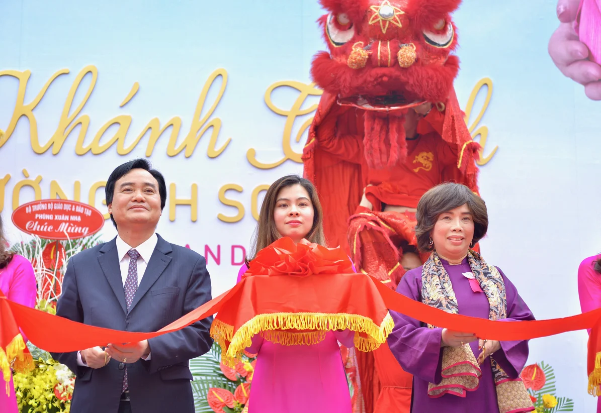 Grand Opening Ribbon Cutting I.jpg