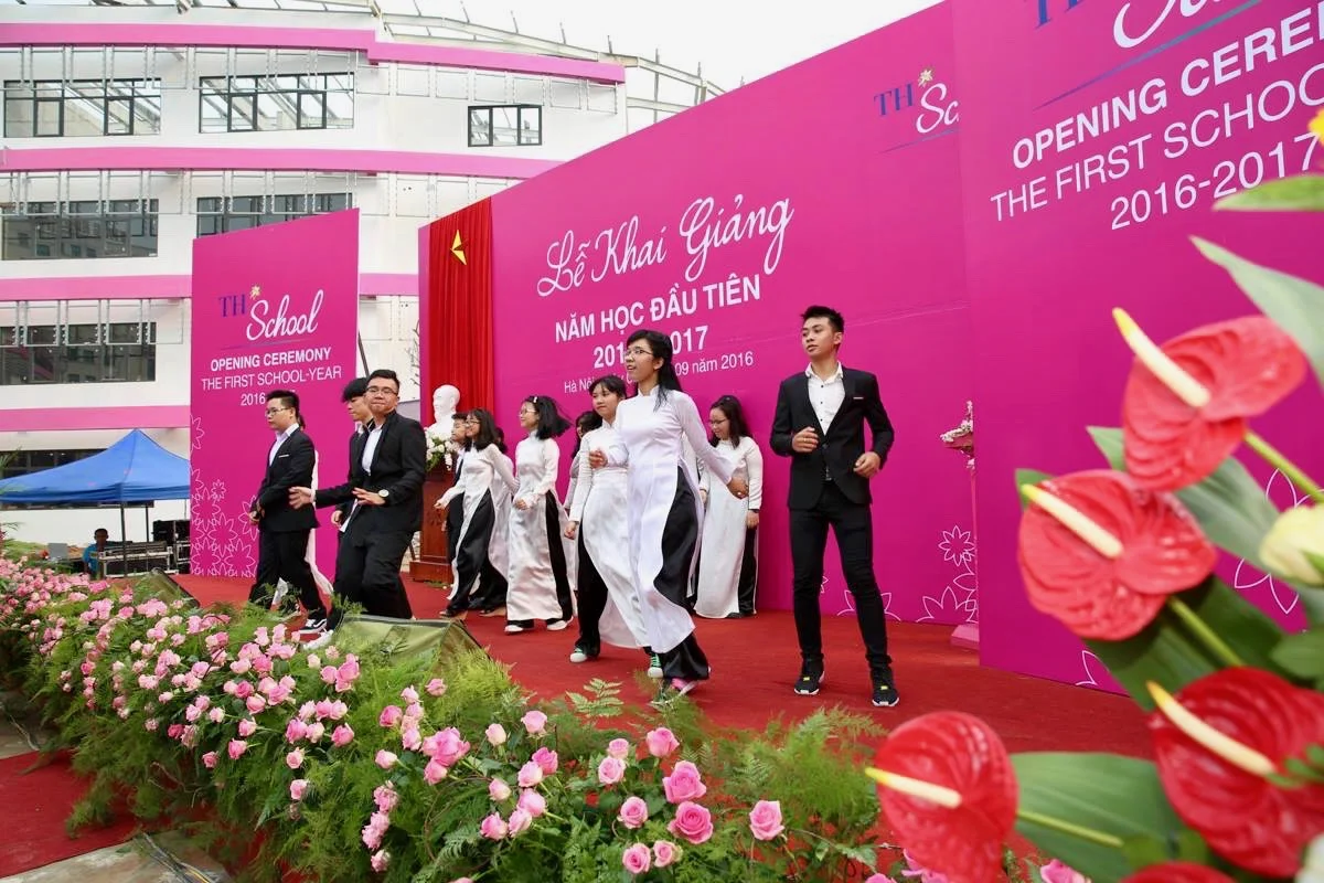 Opening 2016 Dance.jpg