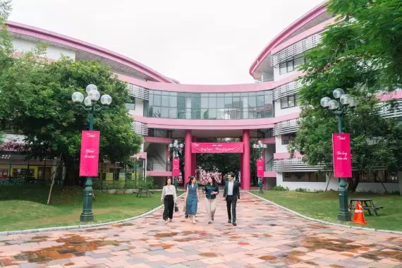 Welcome Embassy Delegations at TH School